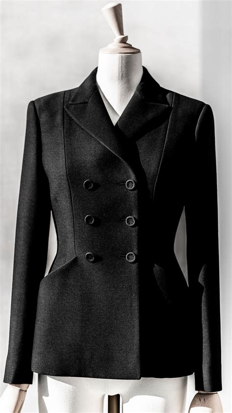 dior's bar jacket style